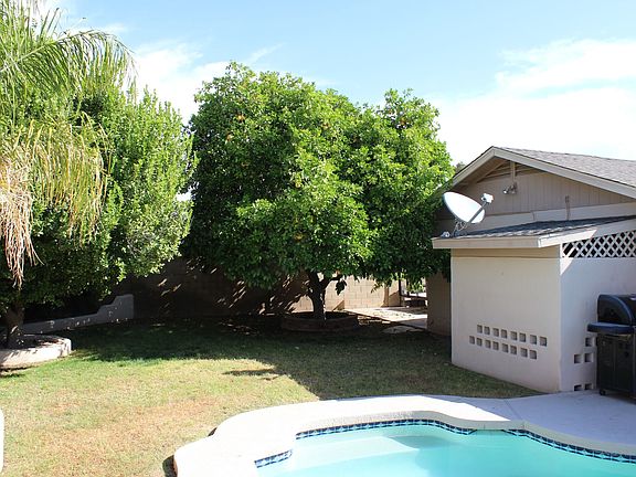 3rd image of 9434 N 49th Ave