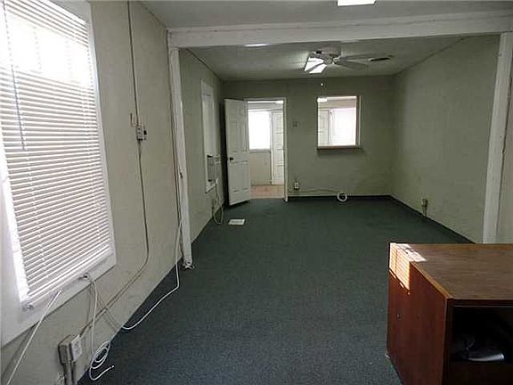 5th image of 3506 Gateway Blvd E