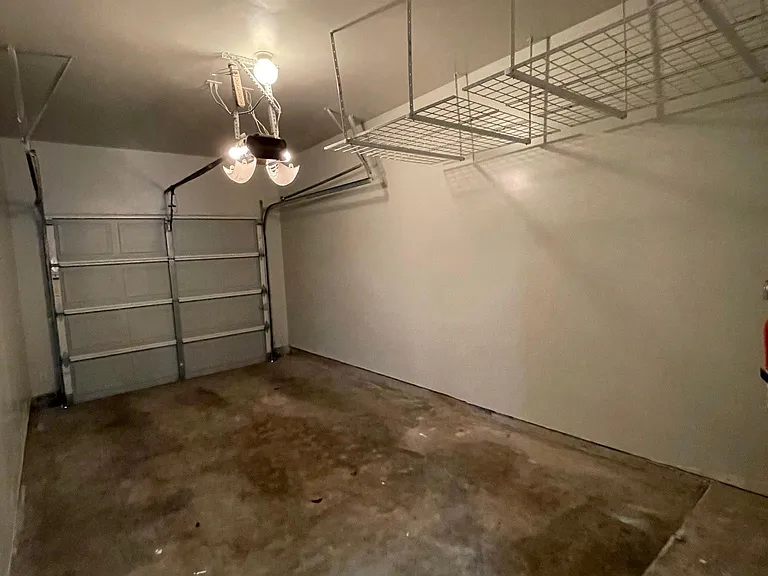 1 car garage