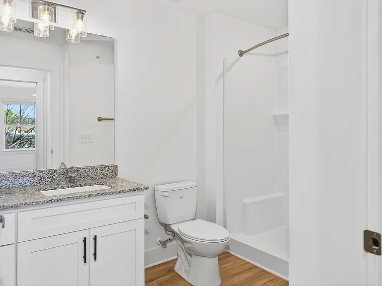 The Addenbrook Apartments — Photo 9