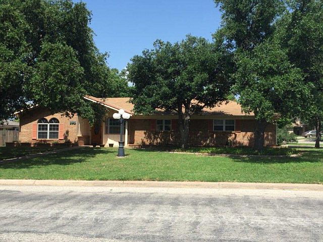 1st image of 293 Glenna Dr
