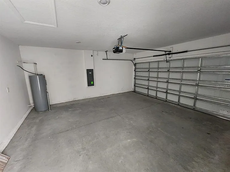 2713 Runners Cir — Photo 24
