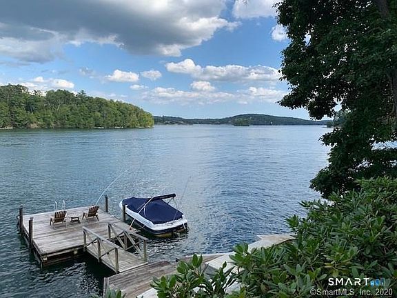 3rd image of 49 Lake Drive South