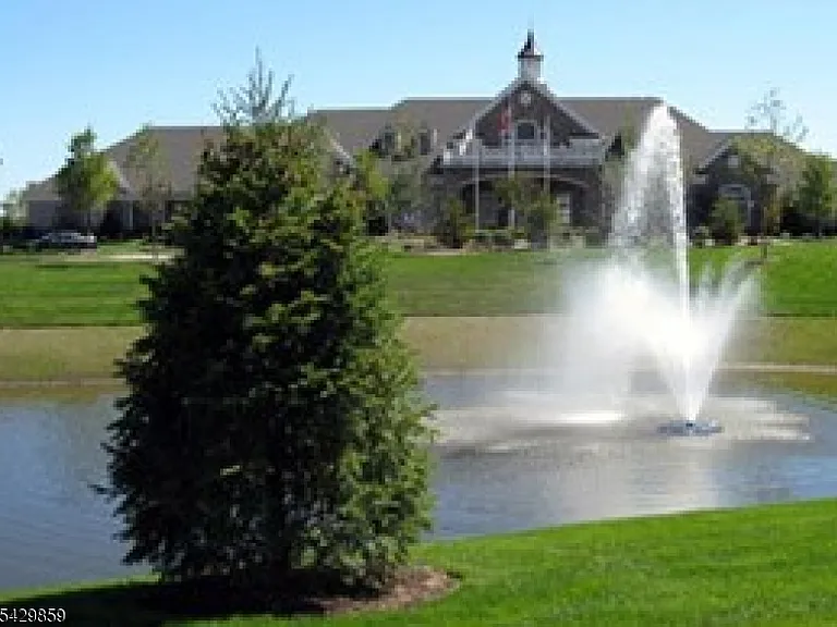 8 Quarry Dr #C1 — Photo 28