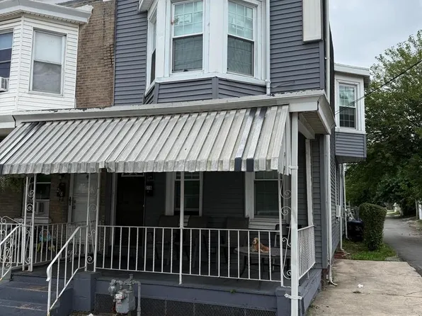 216 E Marshall St, Norristown, PA 19401