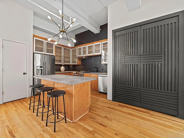 705 Main St #516 — Photo 9
