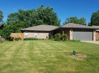 1901 N Gleason Ave, Bethany, OK 73008