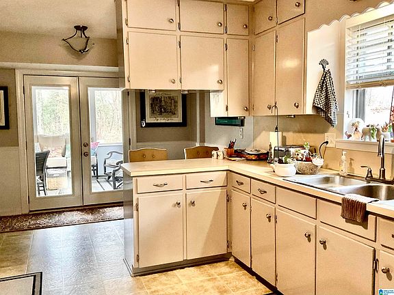 4th image of 2345 Hawksbury Ln