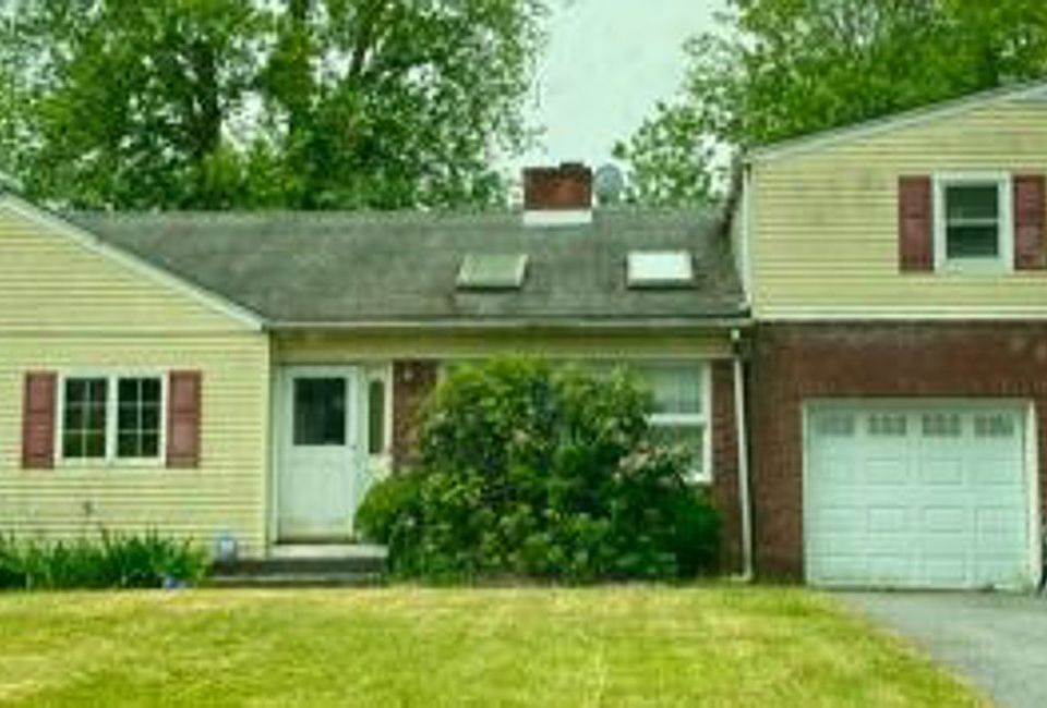 1st image of 13 Mountain View Ave #A