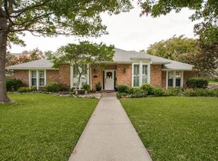 9103 Meadowknoll Dr, Dallas, TX 75243