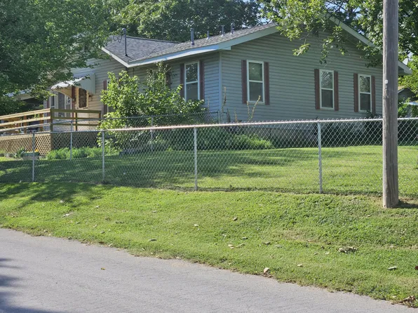 629 Sesson Street, West Plains, MO 65775