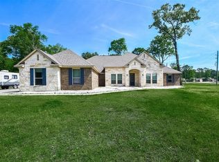 639 N Commons View Dr, Huffman, TX 77336