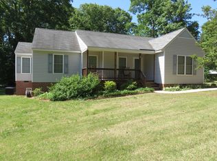 5801 Wensleydale Dr, New Kent, VA 23124