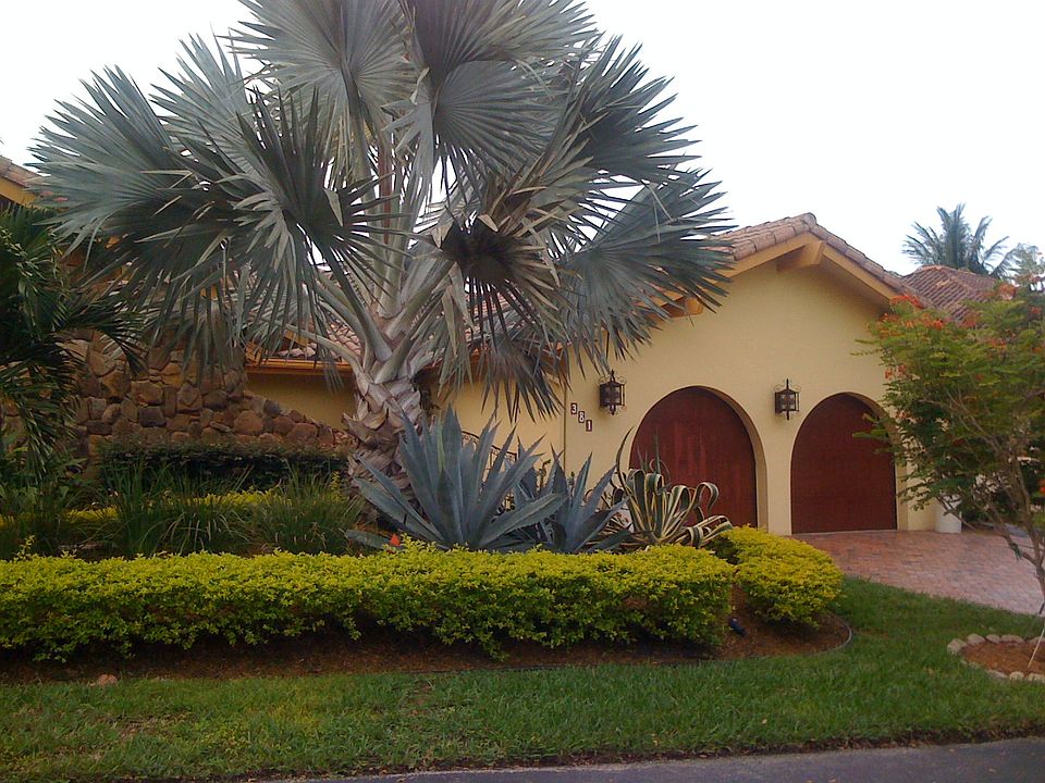 1st image of 381 Jacaranda Dr