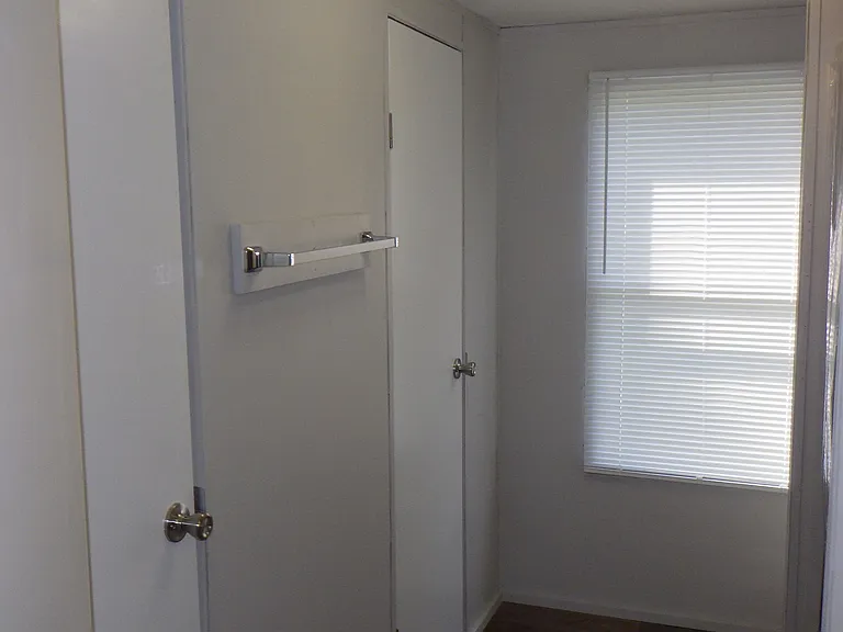 553 Country Ln #7 — Photo 12