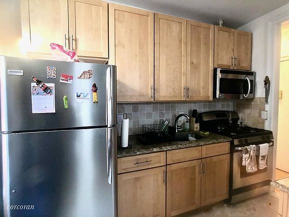 4th image of 370 Manhattan Ave APT 5I