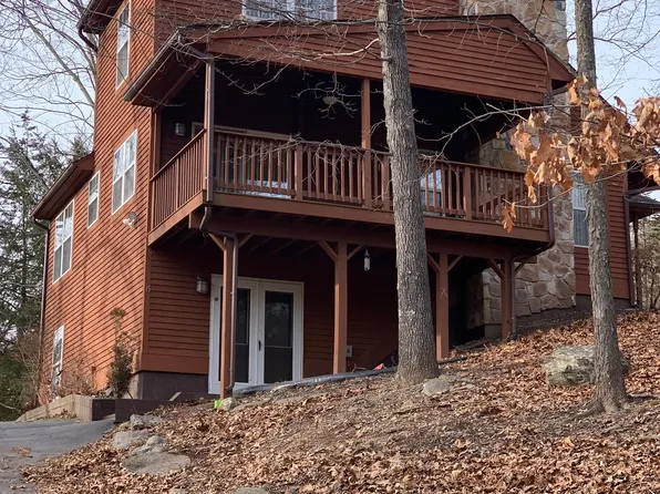 502 Beech Ln, East Stroudsburg, PA 18302