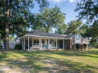 2391 Old Staley Rd E, Oakhurst, TX 77359