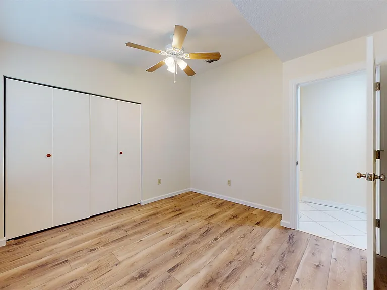 620 Segovia Rd — Photo 26