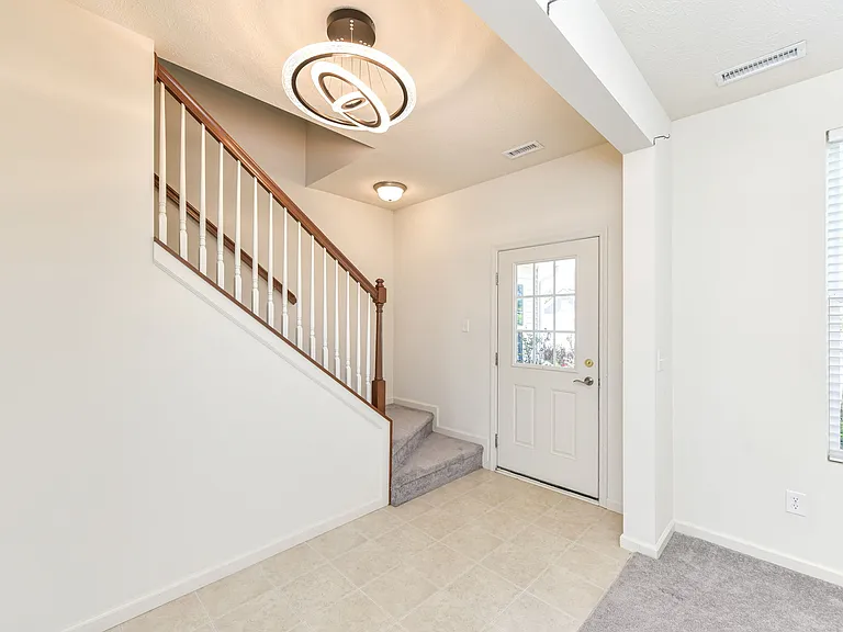 6645 Timberline Trl — Photo 2