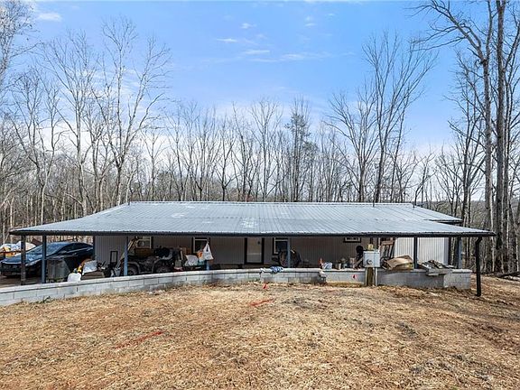 2nd image of 393 Lancelot Rd