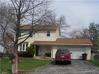 2nd image of 10 Shagbark Ct