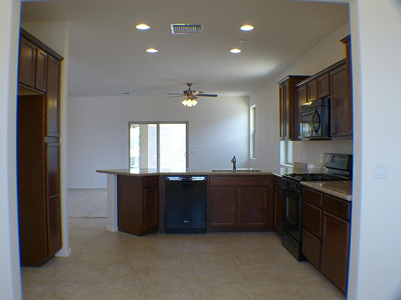 3rd image of 516 Glenshire Drive