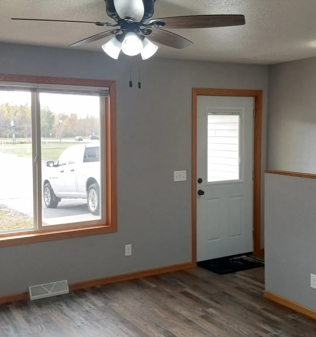 3 bed, 1800 sqft, $1,650 — Photo 3