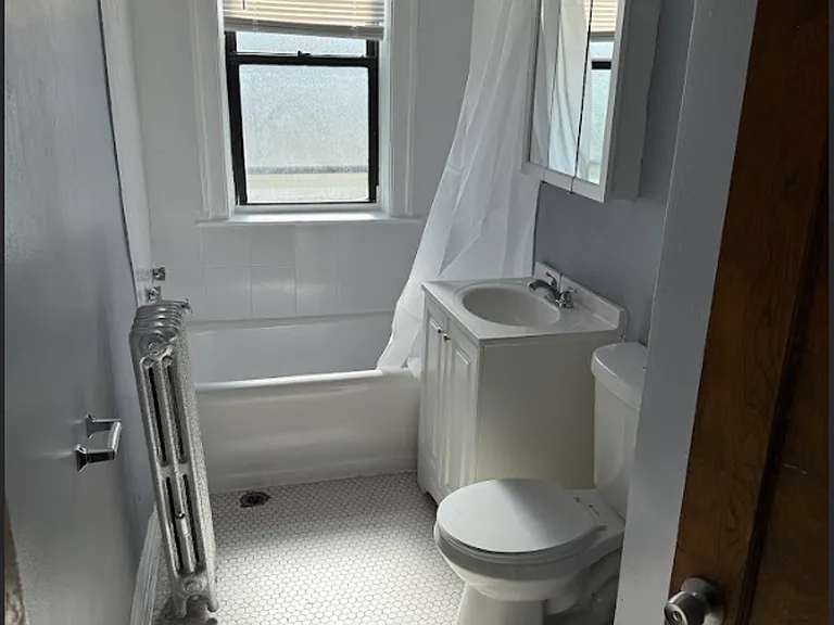 1651 E 74th Place — Photo 2