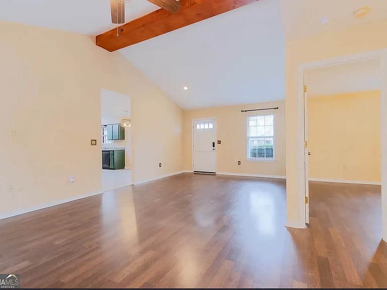 8 Cameron Ct W — Photo 10