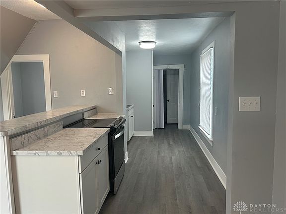 3rd image of 1206 Camp St