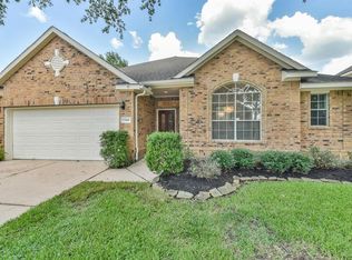15610 Forest Run Dr, Cypress, TX 77433