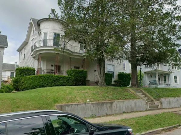 215 Station St APT B, Mc Donald, PA 15057