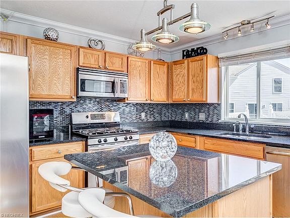 4th image of 8709 Chesea Ct