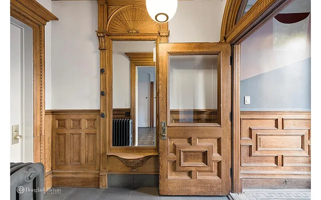 Rented by Douglas Elliman | media 10