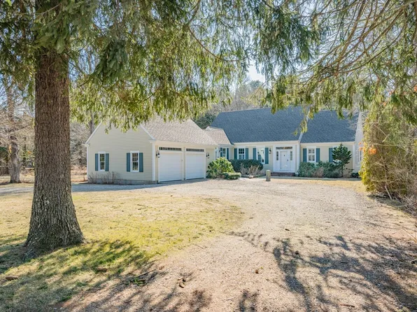 535 Main St, Barnstable, MA 02630