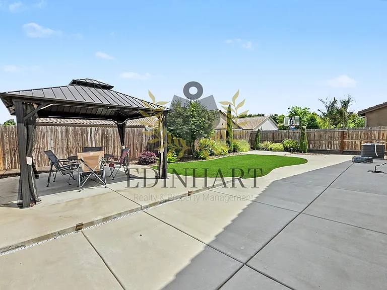 1138 S Simon St — Photo 27