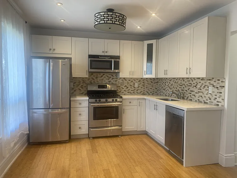 153 Mavety St #2 — Photo 11