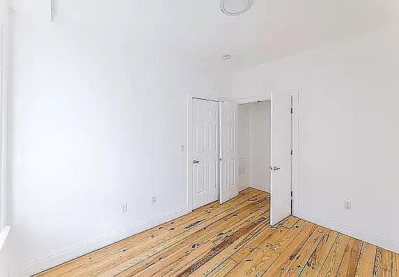 3rd image of 512 W 171st St #2B