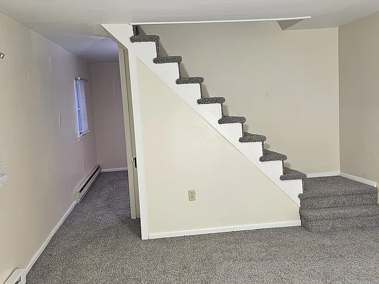 641 Foleys Ct #A — Photo 6