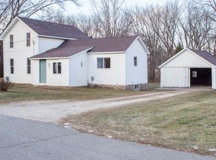 319 E Courtland St, Shell Rock, IA 50670