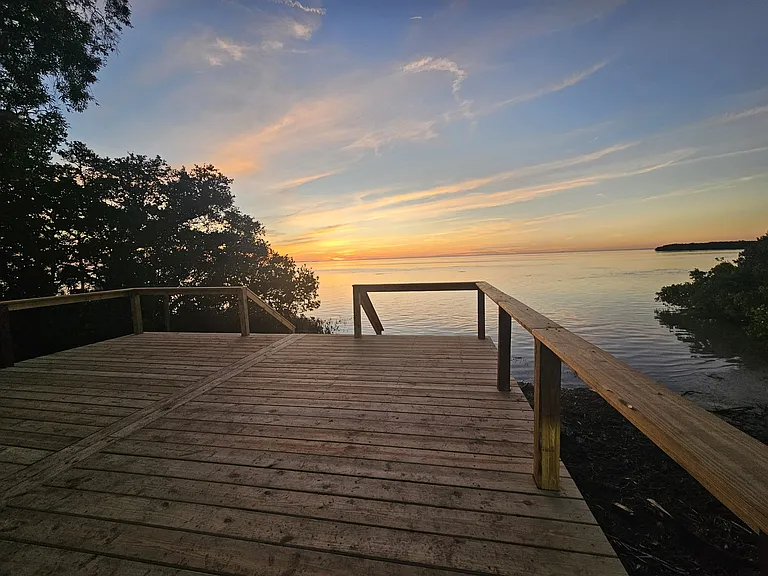 403 Tarpon Point — Photo 10