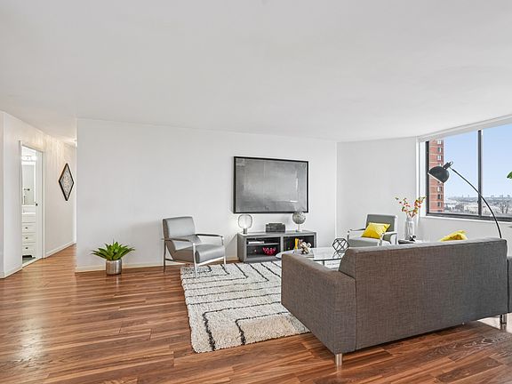 3rd image of 530 Harmon Cove Tower #530