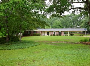 1106 N Uniroyal Rd, Opelika, AL 36804