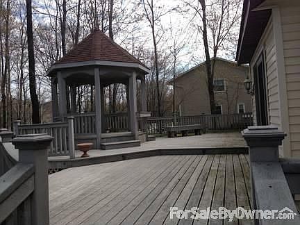 2nd image of 6075 Castlehill Dr