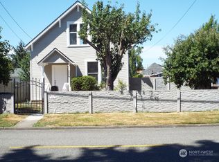 927 7th Ave SW, Puyallup, WA 98371