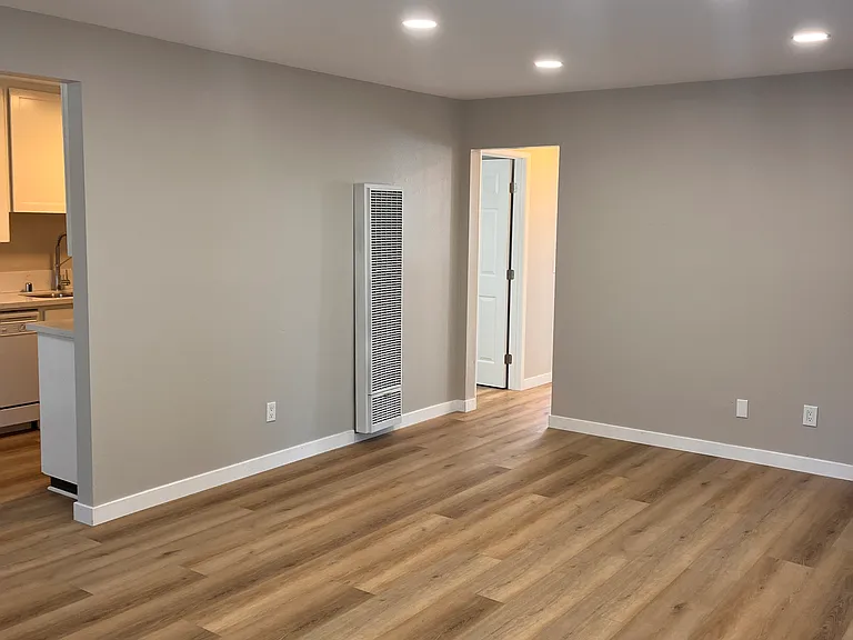 9367 Washburn Rd — Photo 5