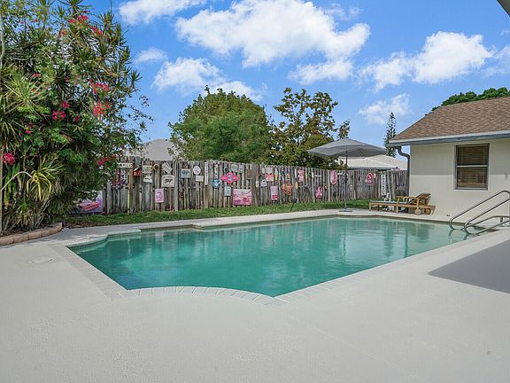 4th image of 13834 Geranium Pl