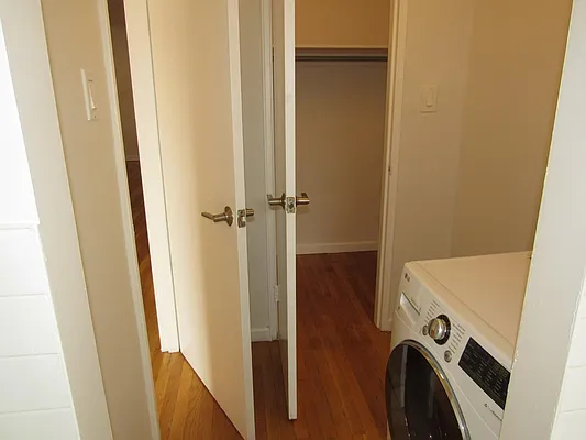 Rented by Kian Realty | media 44