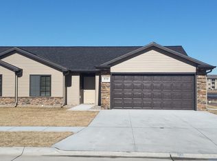 3736 Norseman Ave, Grand Island, NE 68803